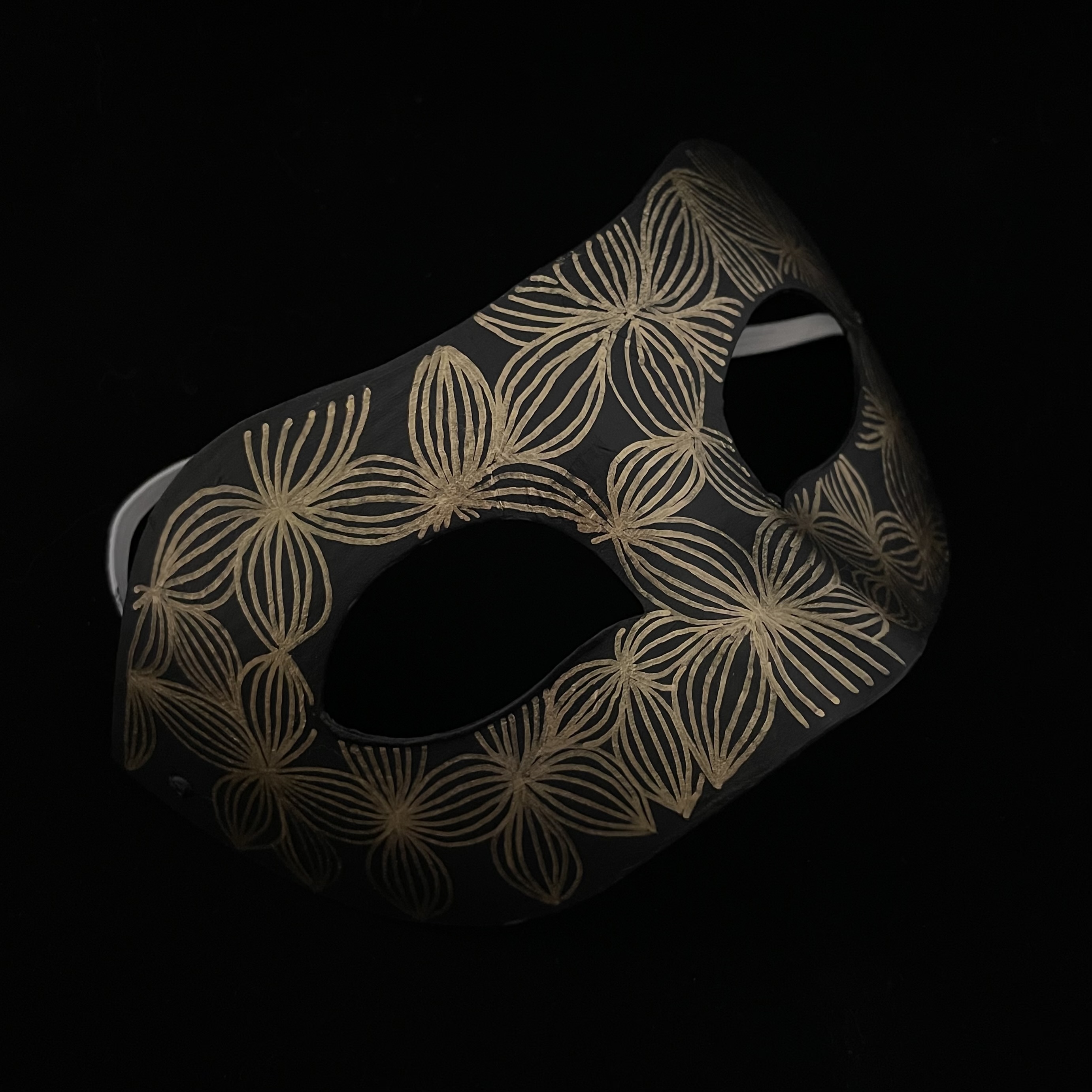 mask with floral pattern